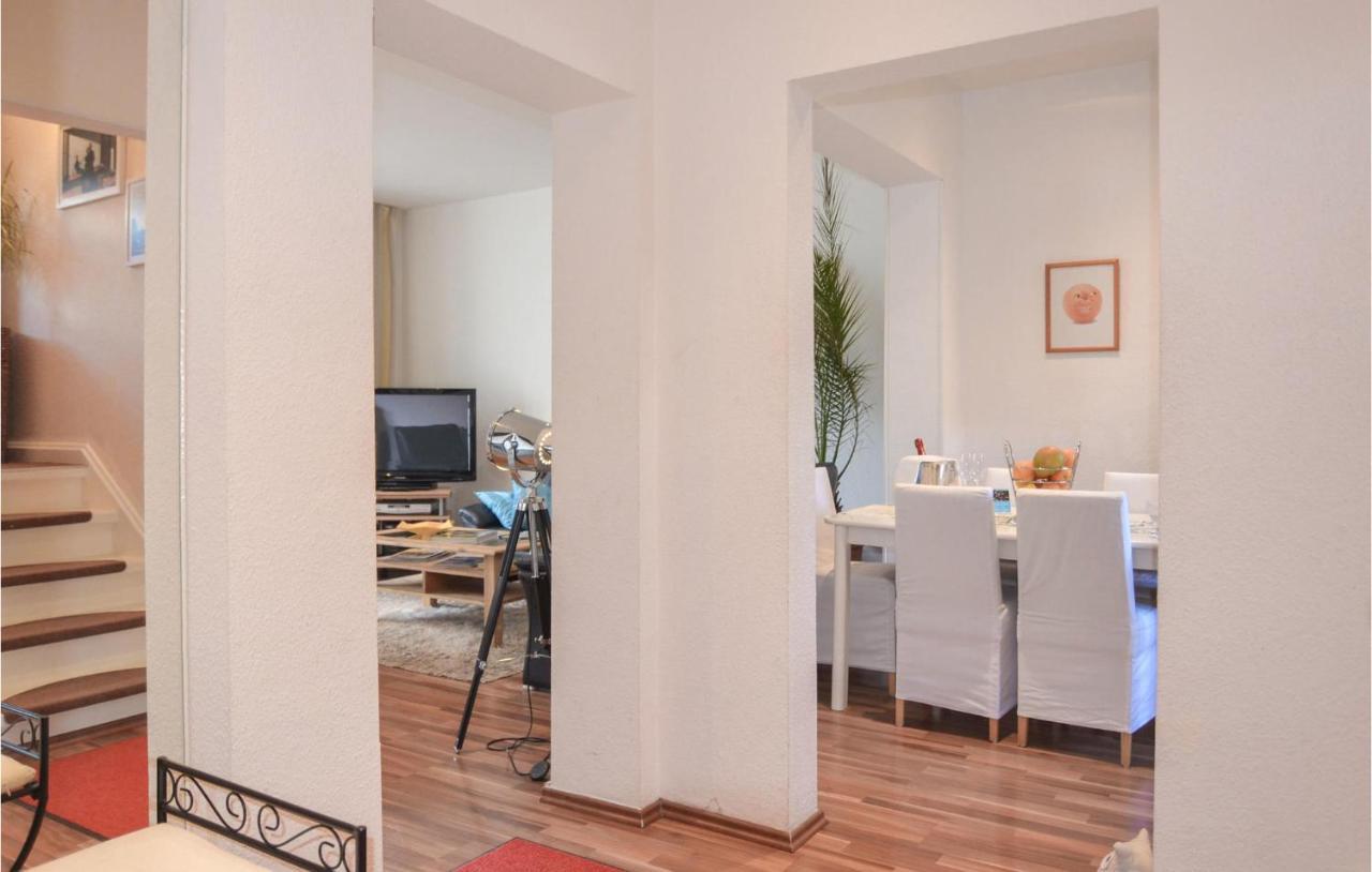 Hébergement de vacances 2 Bedroom Lovely In